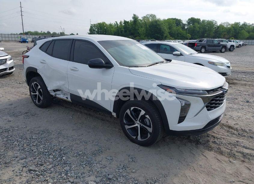 2024 Chevrolet Trax FWD 1RS (VIN KL77LGE28RC154408) main photo