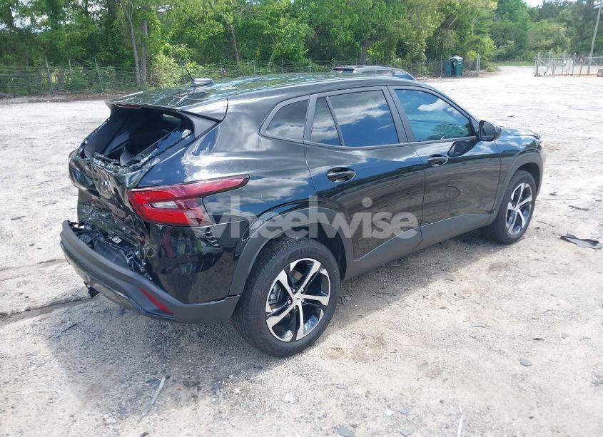 Photo 4 of 2024 Chevrolet Trax FWD 1RS (VIN KL77LGE29RC198062)