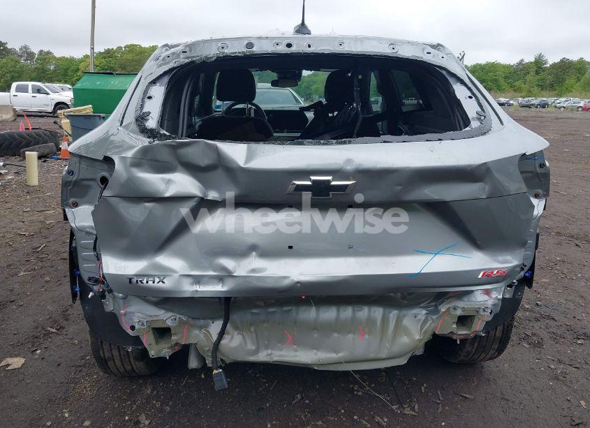 Photo 16 of 2025 Chevrolet Trax FWD 1RS (VIN KL77LGEP1SC127424)