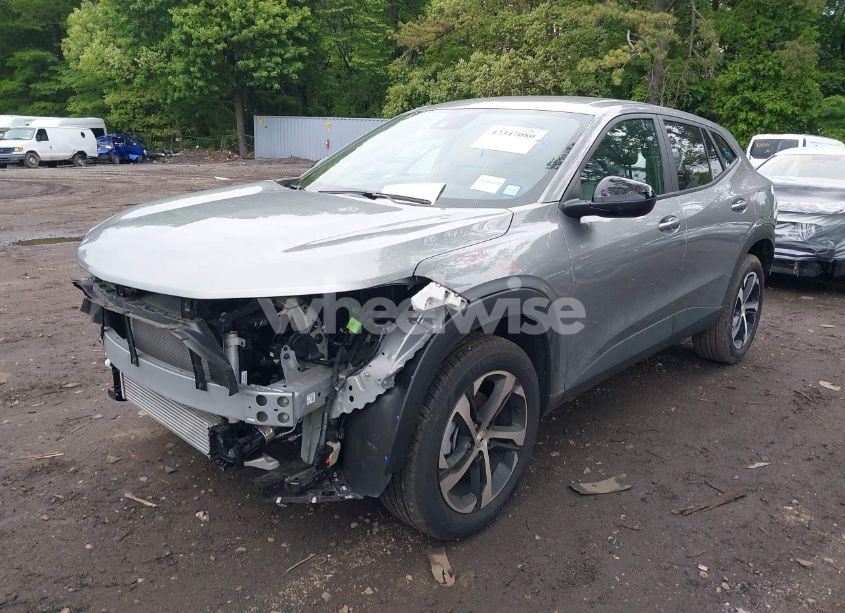 Photo 2 of 2025 Chevrolet Trax FWD 1RS (VIN KL77LGEP1SC127424)