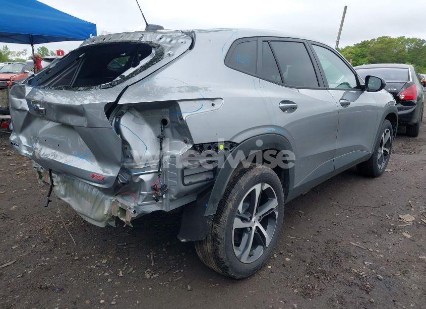 Photo 4 of 2025 Chevrolet Trax FWD 1RS (VIN KL77LGEP1SC127424)