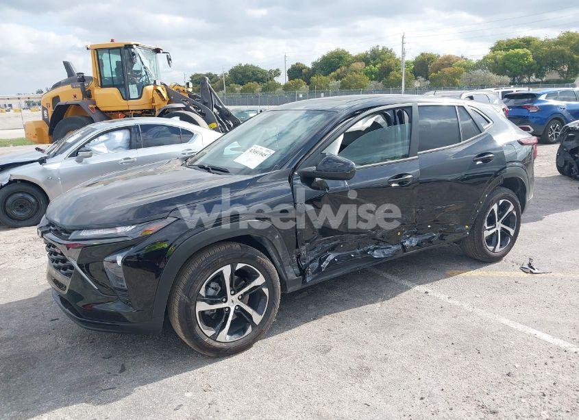 Photo 2 of 2025 Chevrolet Trax FWD 1RS (VIN KL77LGEP6SC072758)