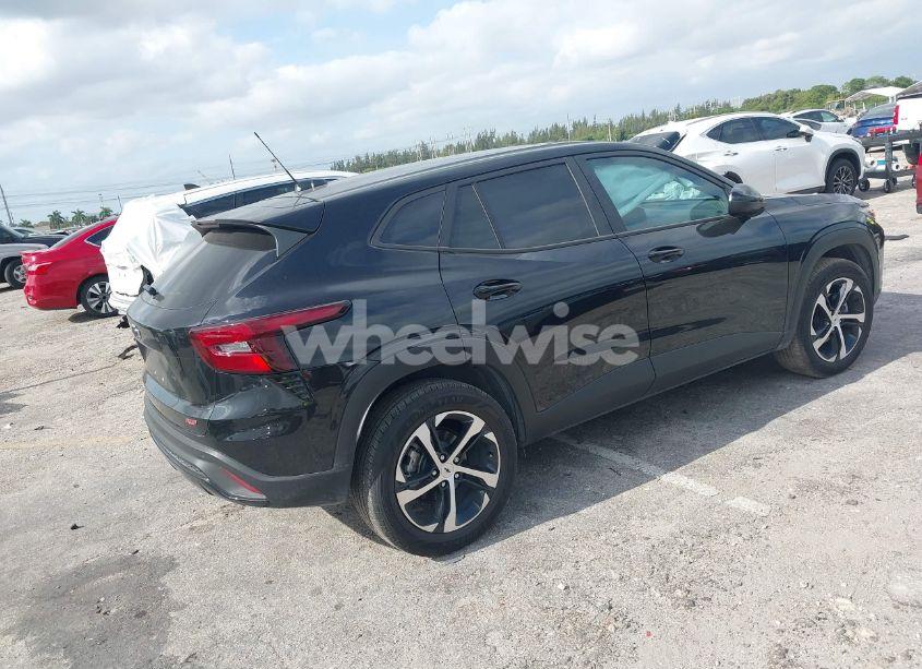 Photo 4 of 2025 Chevrolet Trax FWD 1RS (VIN KL77LGEP6SC072758)