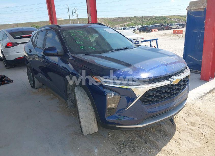 2024 Chevrolet Trax FWD LT (VIN KL77LHE21RC059887) main photo