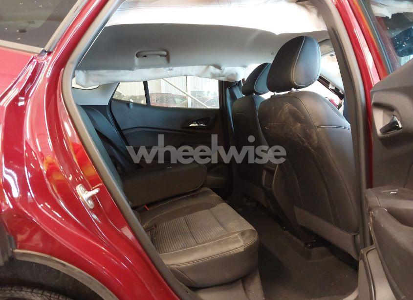 Photo 8 of 2024 Chevrolet Trax FWD LT (VIN KL77LHE22RC127386)