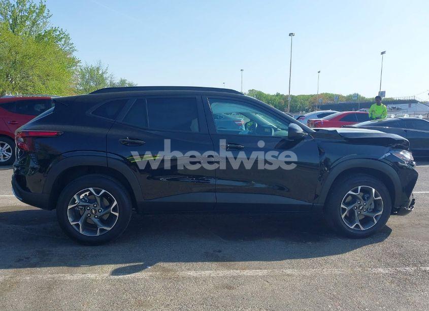 Photo 13 of 2024 Chevrolet Trax FWD LT (VIN KL77LHE22RC175129)