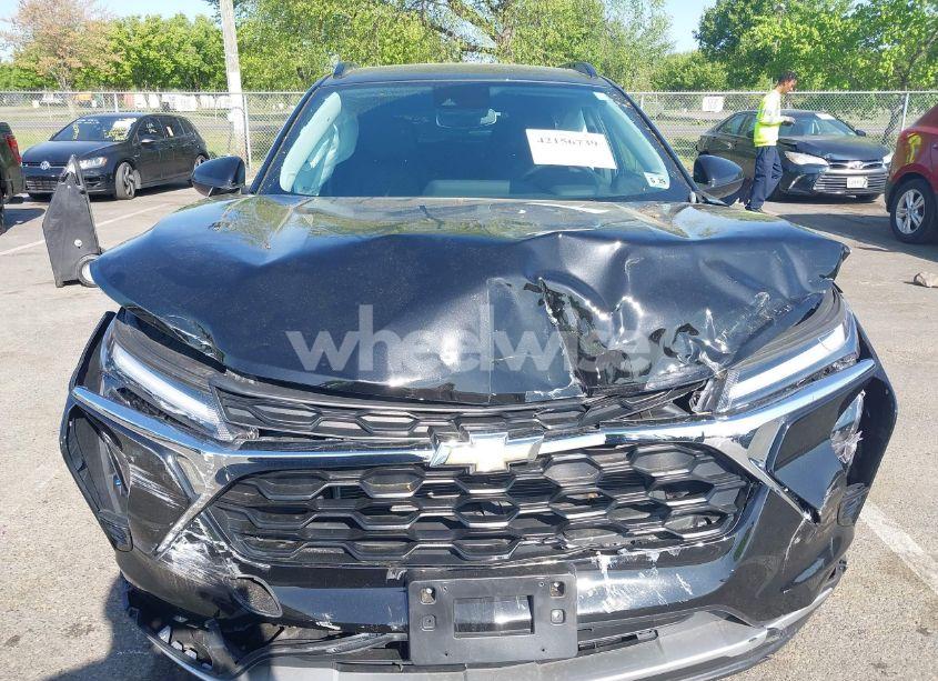 Photo 6 of 2024 Chevrolet Trax FWD LT (VIN KL77LHE22RC175129)