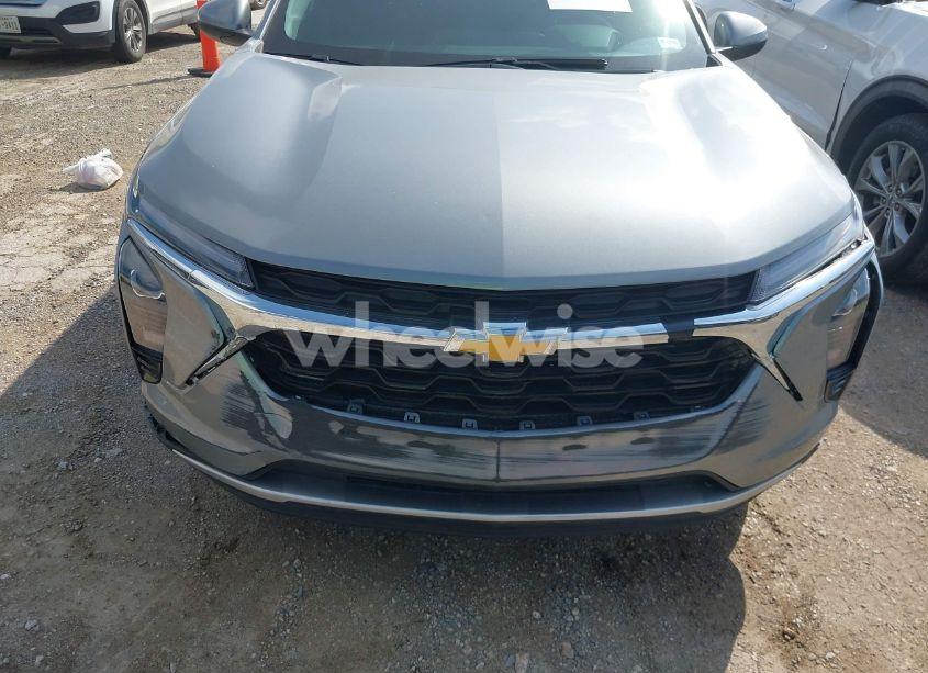 Photo 6 of 2024 Chevrolet Trax FWD LT (VIN KL77LHE22RC226502)