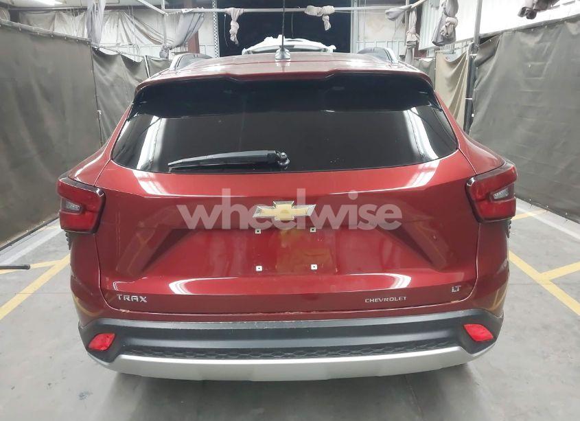Photo 16 of 2024 Chevrolet Trax FWD LT (VIN KL77LHE25RC010983)