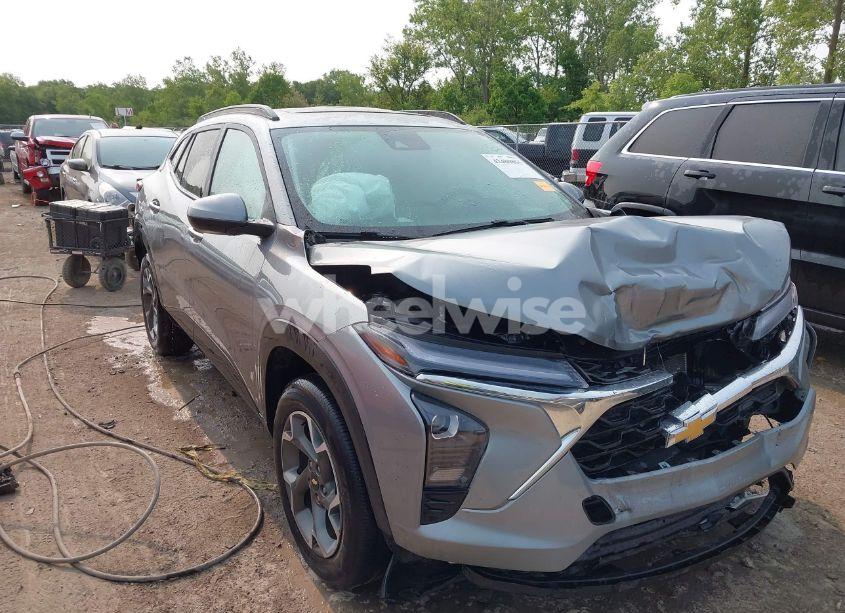 2024 Chevrolet Trax FWD LT (VIN KL77LHE25RC077809) main photo