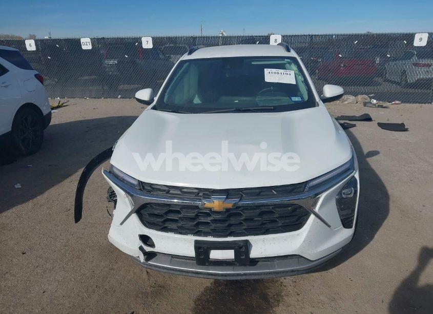Photo 13 of 2024 Chevrolet Trax FWD LT (VIN KL77LHE25RC210746)