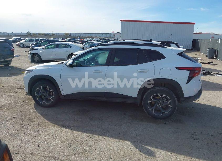 Photo 15 of 2024 Chevrolet Trax FWD LT (VIN KL77LHE25RC210746)