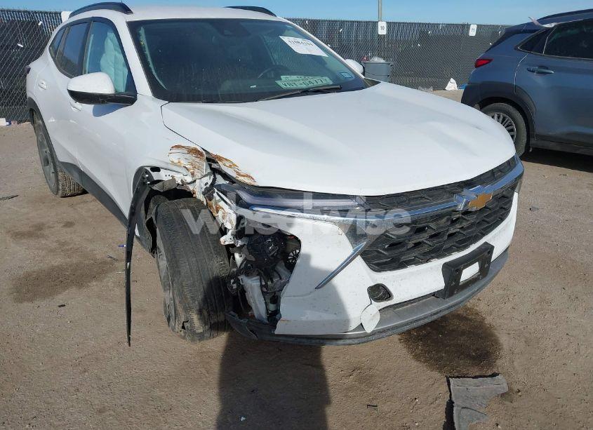 Photo 6 of 2024 Chevrolet Trax FWD LT (VIN KL77LHE25RC210746)