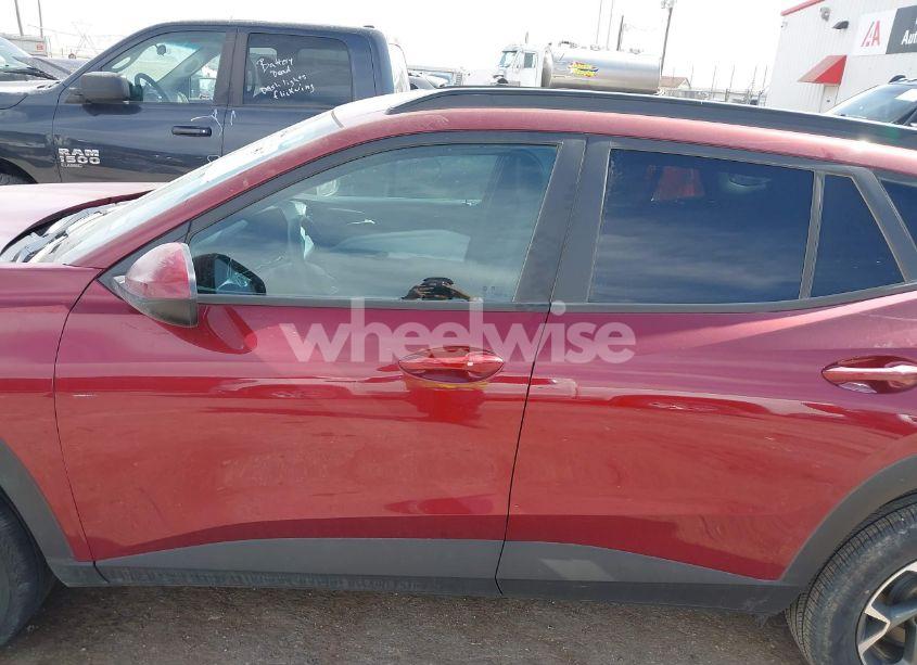 Photo 13 of 2024 Chevrolet Trax FWD LT (VIN KL77LHE25RC227224)