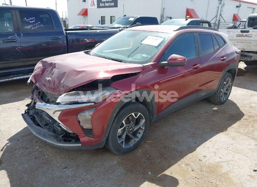 Photo 2 of 2024 Chevrolet Trax FWD LT (VIN KL77LHE25RC227224)