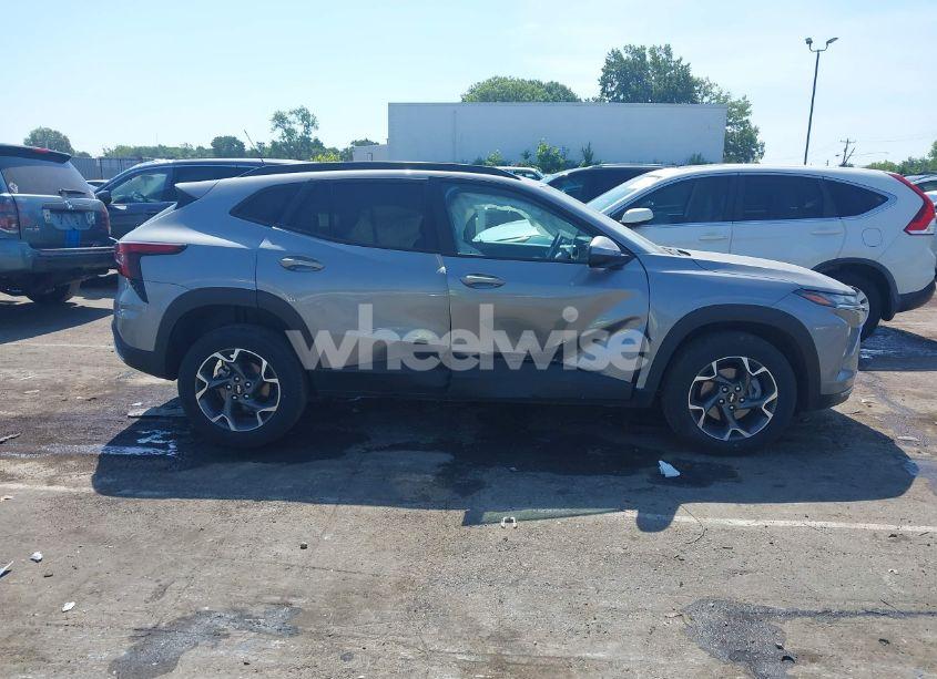 Photo 13 of 2024 Chevrolet Trax FWD LT (VIN KL77LHE25RC229412)