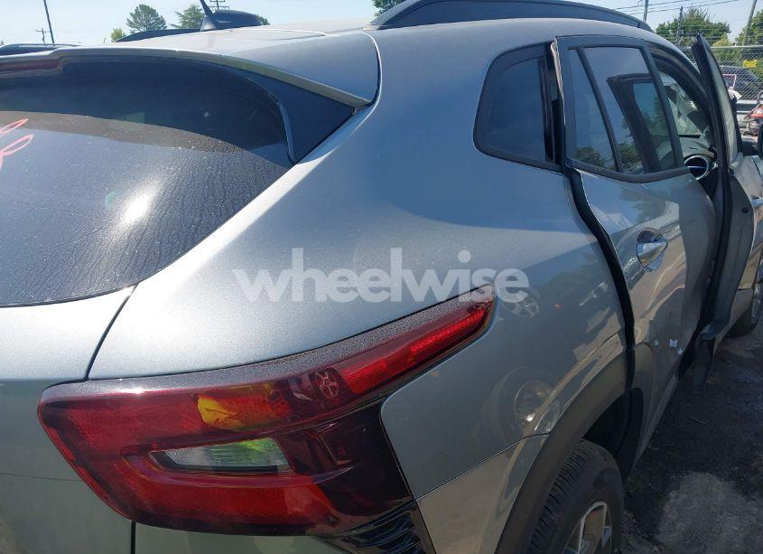 Photo 17 of 2024 Chevrolet Trax FWD LT (VIN KL77LHE25RC229412)