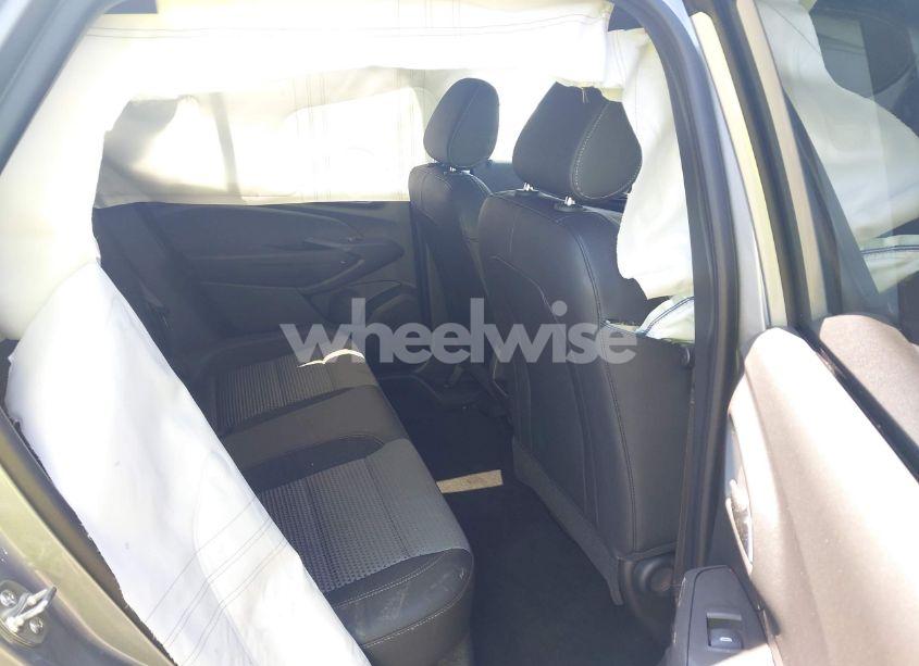 Photo 8 of 2024 Chevrolet Trax FWD LT (VIN KL77LHE25RC229412)