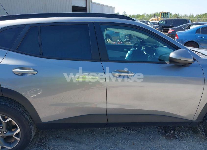 Photo 14 of 2024 Chevrolet Trax FWD LT (VIN KL77LHE28RC072667)