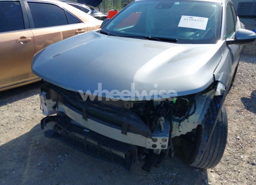 Photo 6 of 2024 Chevrolet Trax FWD LT (VIN KL77LHE28RC072667)