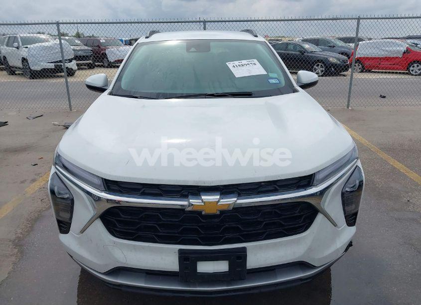 Photo 12 of 2024 Chevrolet Trax FWD LT (VIN KL77LHE29RC167464)