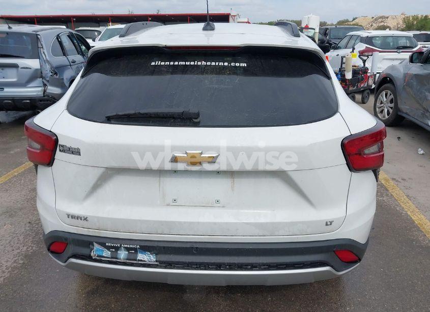 Photo 16 of 2024 Chevrolet Trax FWD LT (VIN KL77LHE29RC167464)