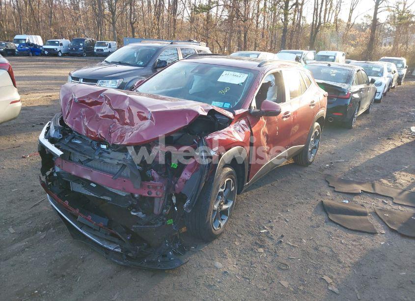 Photo 2 of 2024 Chevrolet Trax FWD LT (VIN KL77LHE2XRC220561)