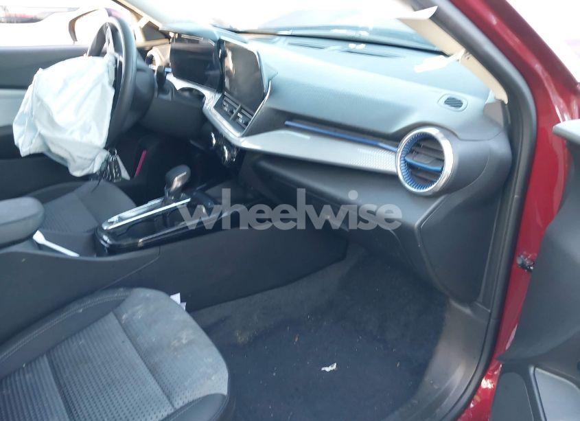 Photo 5 of 2024 Chevrolet Trax FWD LT (VIN KL77LHE2XRC220561)