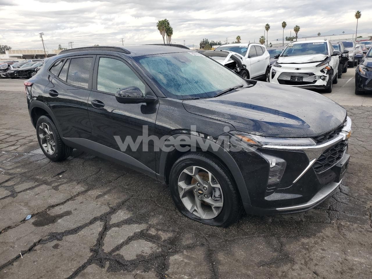 Photo 4 of 2025 CHEVROLET TRAX 1LT (VIN KL77LHEP1SC228842)