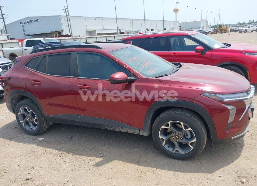 Photo 13 of 2025 Chevrolet Trax FWD LT (VIN KL77LHEP2SC172670)