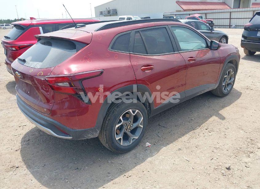 Photo 4 of 2025 Chevrolet Trax FWD LT (VIN KL77LHEP2SC172670)