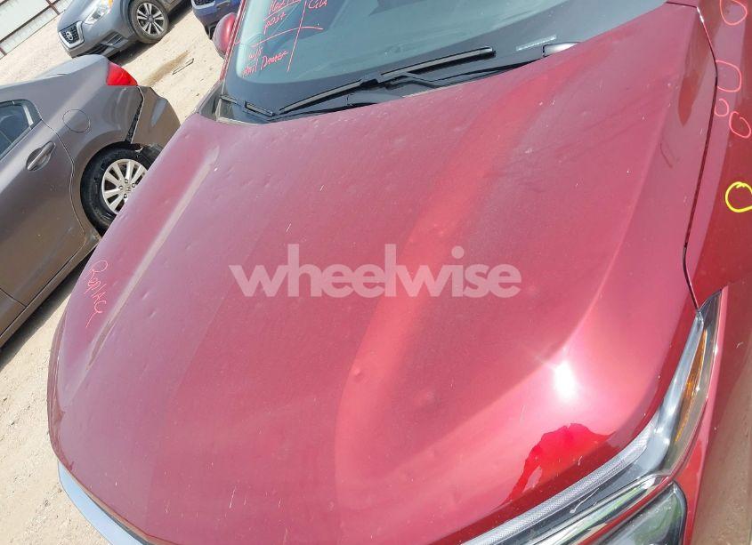 Photo 6 of 2025 Chevrolet Trax FWD LT (VIN KL77LHEP2SC172670)