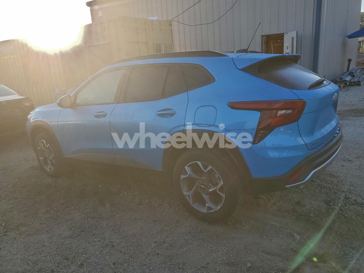 Photo 2 of 2025 CHEVROLET TRAX 1LT (VIN KL77LHEP2SC173401)