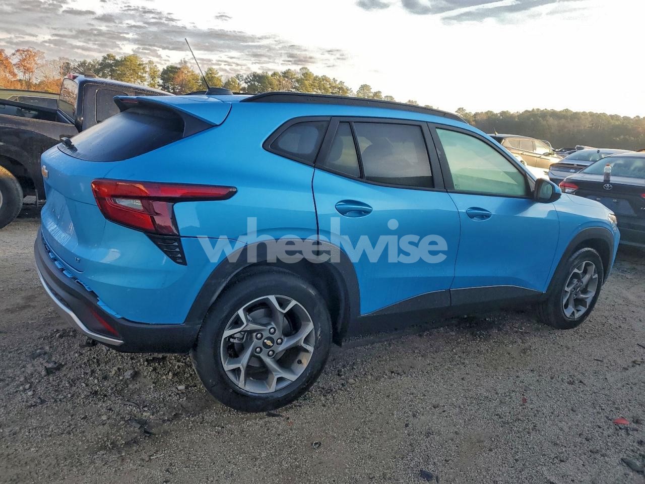 Photo 3 of 2025 CHEVROLET TRAX 1LT (VIN KL77LHEP2SC173401)