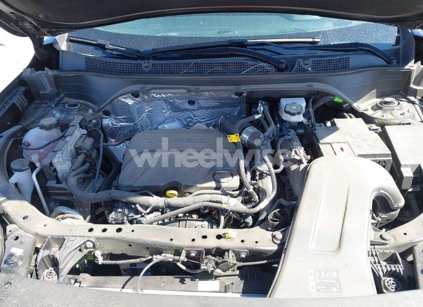 Photo 10 of 2025 Chevrolet Trax FWD LT (VIN KL77LHEP2SC213704)