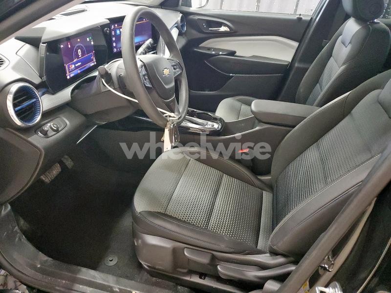 Photo 14 of 2025 CHEVROLET TRAX 1LT (VIN KL77LHEP2SC271893)