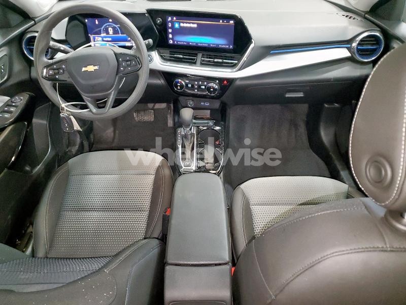Photo 4 of 2025 CHEVROLET TRAX 1LT (VIN KL77LHEP2SC271893)