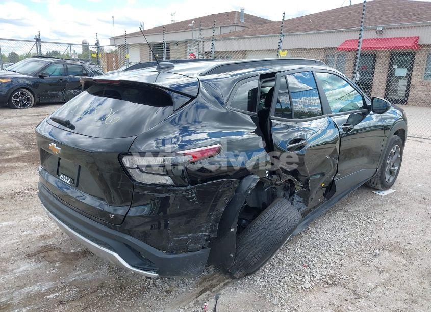 Photo 6 of 2025 Chevrolet Trax FWD LT (VIN KL77LHEP3SC126412)