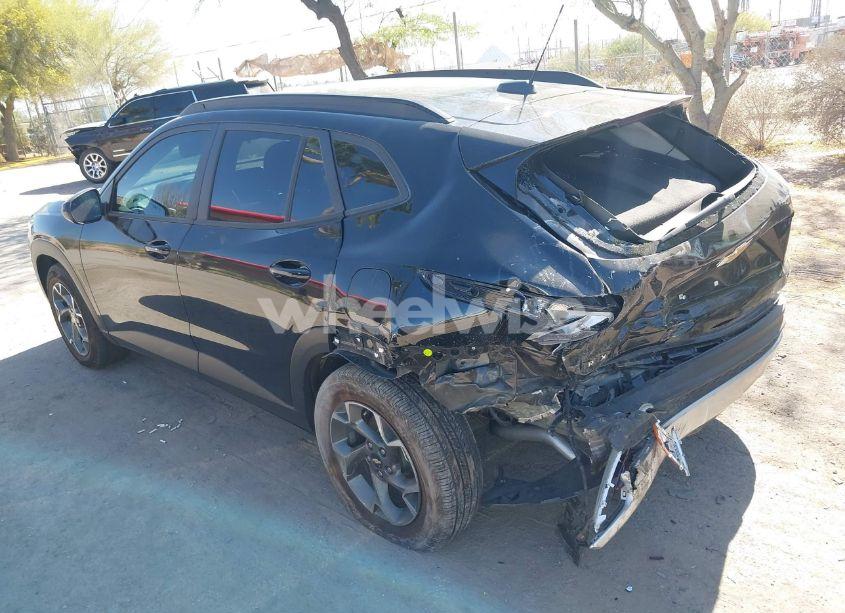 Photo 3 of 2025 Chevrolet Trax FWD LT (VIN KL77LHEP4SC036671)