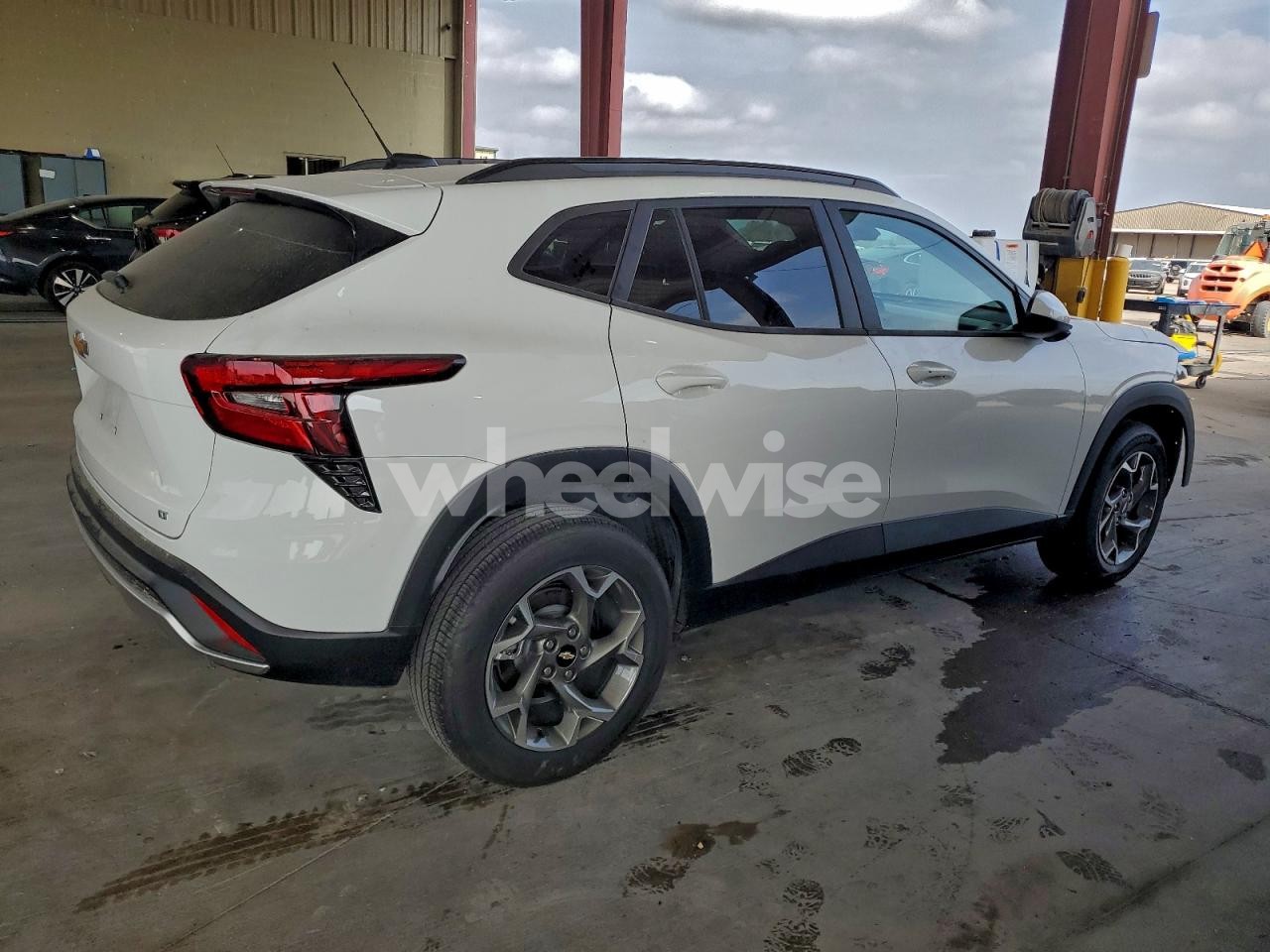 Photo 3 of 2025 CHEVROLET TRAX 1LT (VIN KL77LHEP4SC240239)