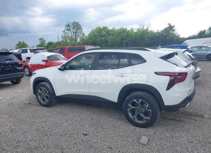 Photo 14 of 2025 Chevrolet Trax FWD LT (VIN KL77LHEP5SC238869)