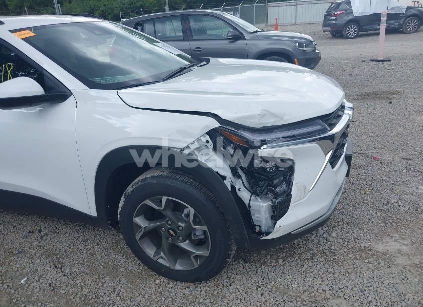 Photo 6 of 2025 Chevrolet Trax FWD LT (VIN KL77LHEP5SC238869)