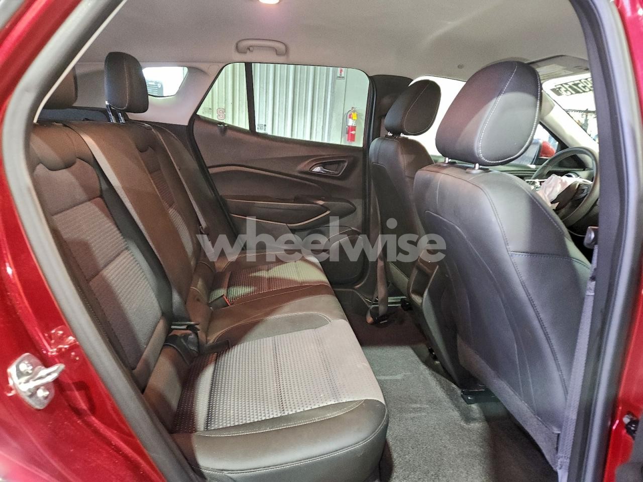 Photo 11 of 2025 CHEVROLET TRAX 1LT (VIN KL77LHEP6SC229405)