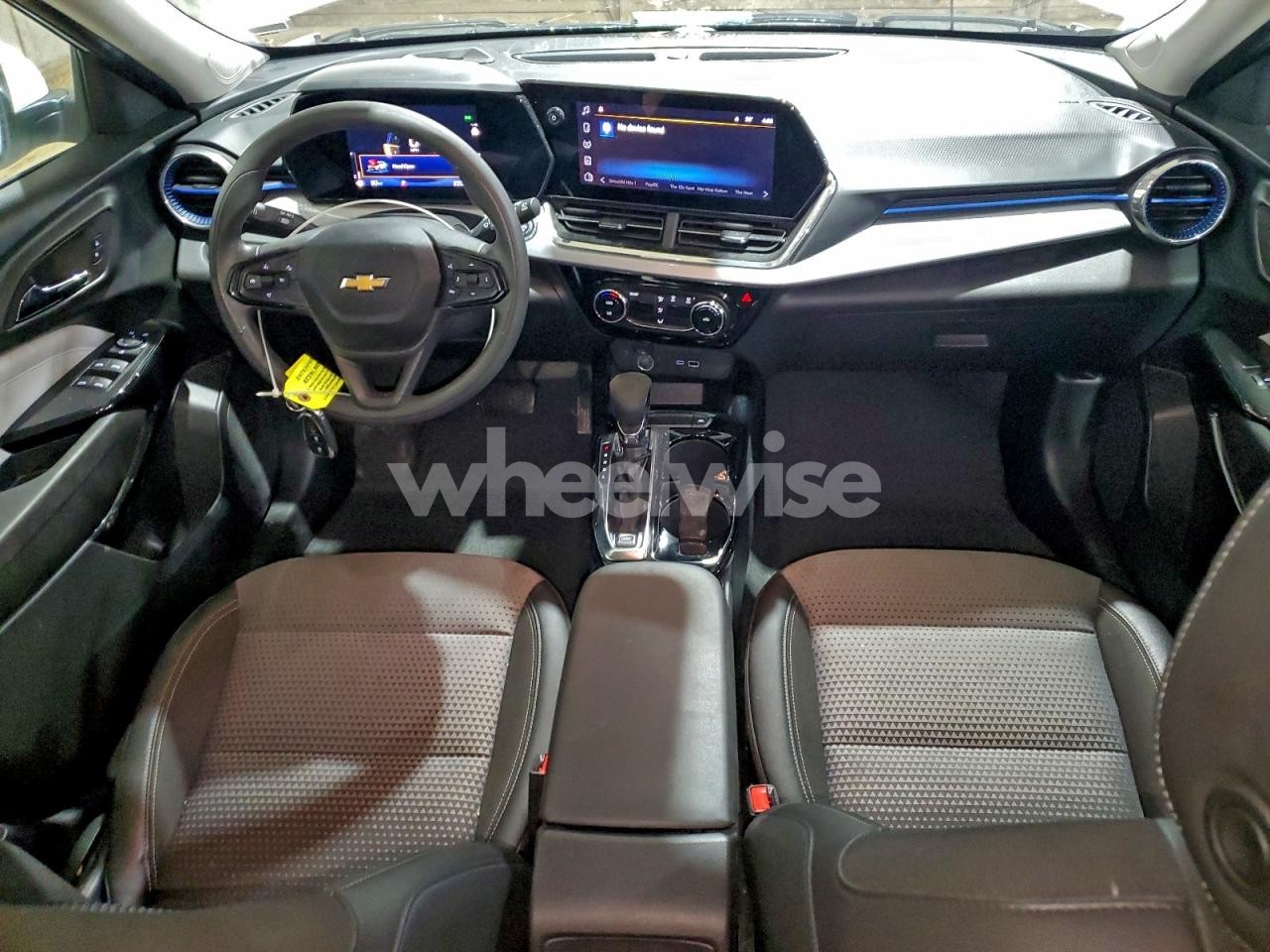 Photo 8 of 2025 CHEVROLET TRAX 1LT (VIN KL77LHEP7SC144413)