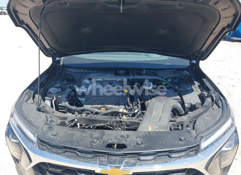 Photo 10 of 2025 Chevrolet Trax FWD LT (VIN KL77LHEP7SC184152)