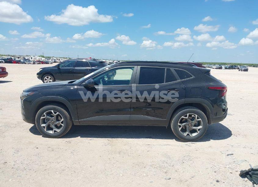 Photo 14 of 2025 Chevrolet Trax FWD LT (VIN KL77LHEP7SC184152)