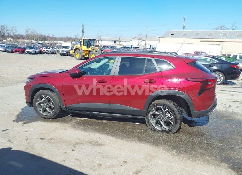 Photo 14 of 2025 Chevrolet Trax FWD LT (VIN KL77LHEP9SC116581)