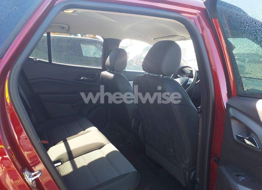 Photo 8 of 2025 Chevrolet Trax FWD LT (VIN KL77LHEP9SC116581)