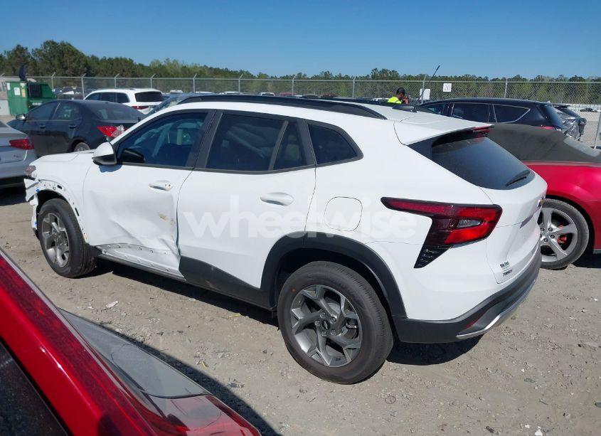 Photo 14 of 2025 Chevrolet Trax FWD LT (VIN KL77LHEP9SC202652)