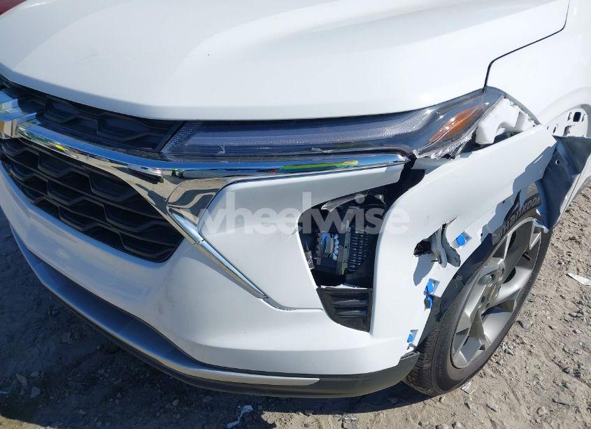 Photo 6 of 2025 Chevrolet Trax FWD LT (VIN KL77LHEP9SC202652)